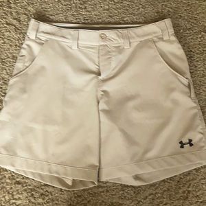 Underarmour loose shorts